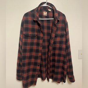 Levi’s flannel button up shirt